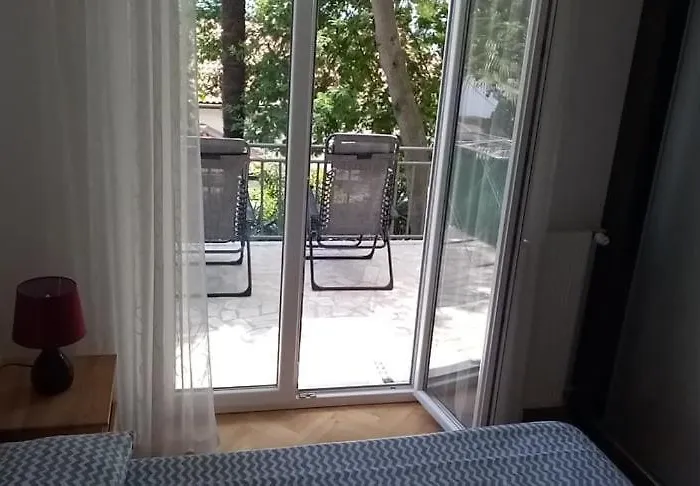 Apartment Romana